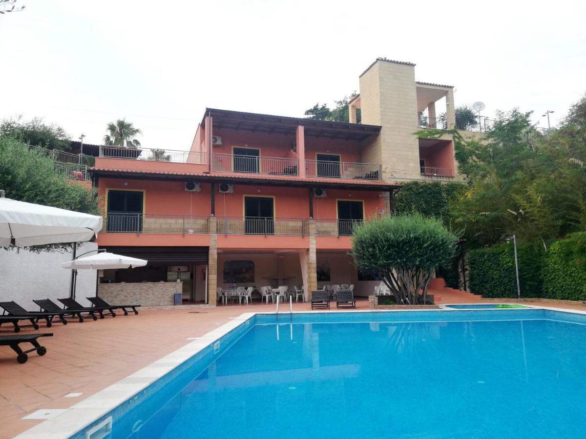 Residenza Mediterranea Zambrone Exterior foto