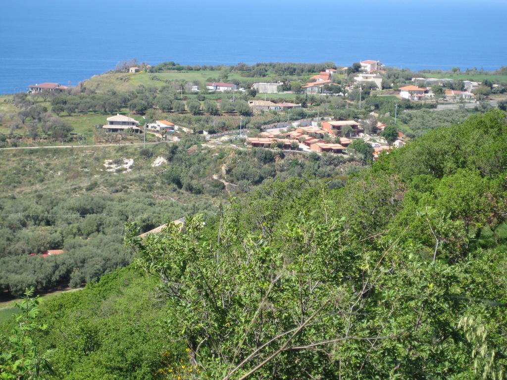 Residenza Mediterranea Zambrone Exterior foto