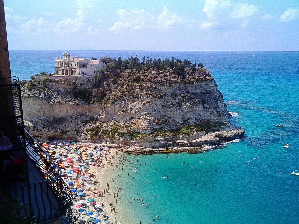 Residenza Mediterranea Zambrone Exterior foto